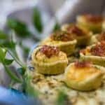 Savory cheesecake bites